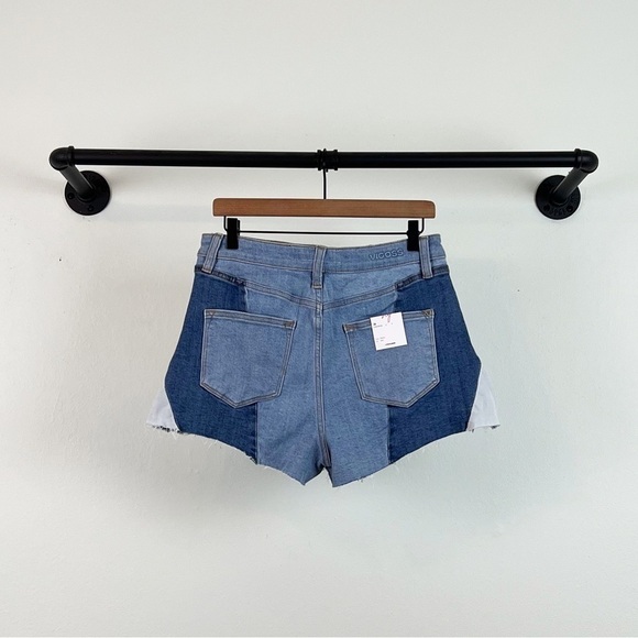 NWT Vigoss Chevron Patchwork Denim Shorts - Picture 4 of 6